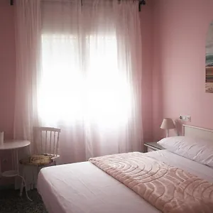 hostal-isabel-ii.catalonia-hotels.com/